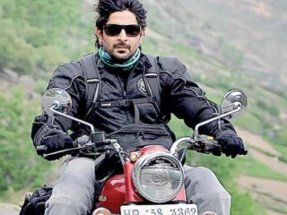 Arshad Warsi On A Road Trip To Ladakh - Bollywood News