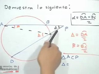 Ángulo formado por dos secantes en una circunferencia