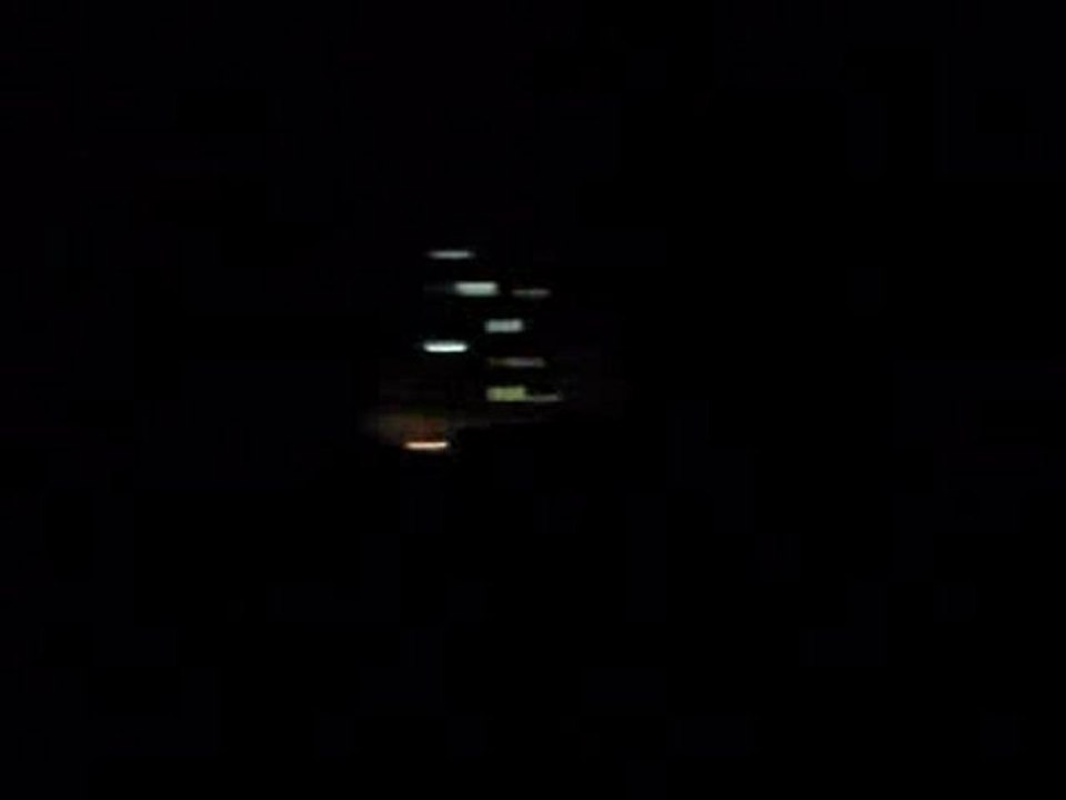 فري برس   ريف دمشق كفربطنا  اصوات اطلاق النار على المتظاهرين16 4 2012 Damascus
