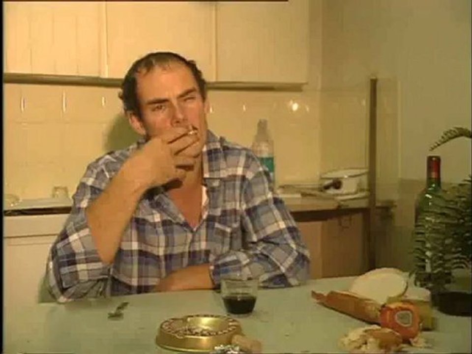 Les Inconnus : L'ancien communiste (La Télé des Inconnus)