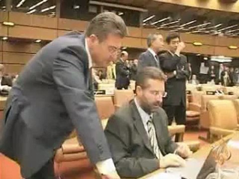 إيران ستواصل تخصيب اليورانيوم