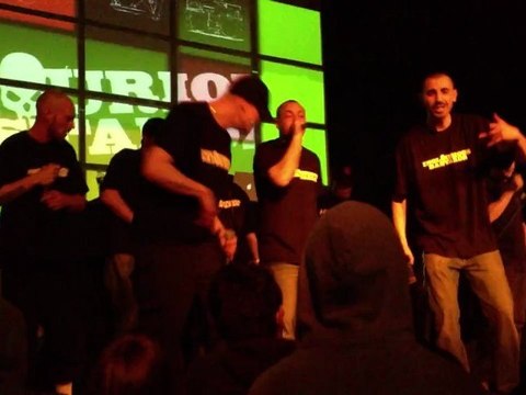 INGLOURIOUS BASTARDZ concert salle ernest renan( part 9 )