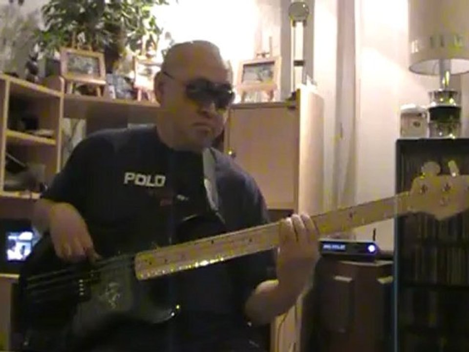 One Love Bob Marley  basscover2 Bob Roha