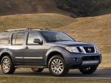 2011 Nissan Pathfinder White Plains NY - by EveryCarListed.com