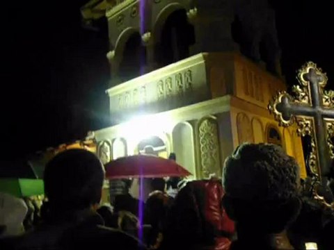 Slujba de Înviere, 15 aprilie 2012