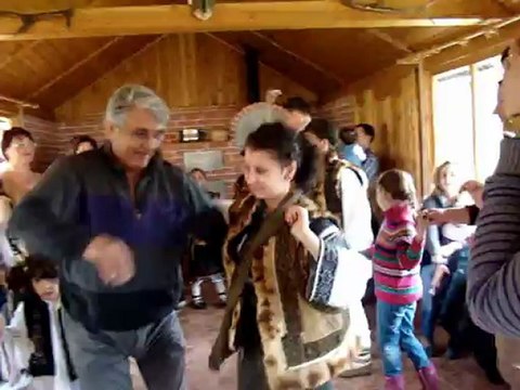 Cântec, joc şi voie bună, cu Floare de colţ - 15 aprilie 2012