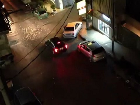 فري برس ريف دمشق قدسيا إلقاء كرات الحرية في نزلة الثورة 17 4 2012 Damascus