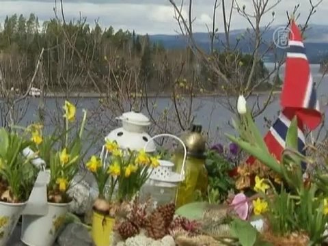 Один из судей Брейвика удален за предвзятость