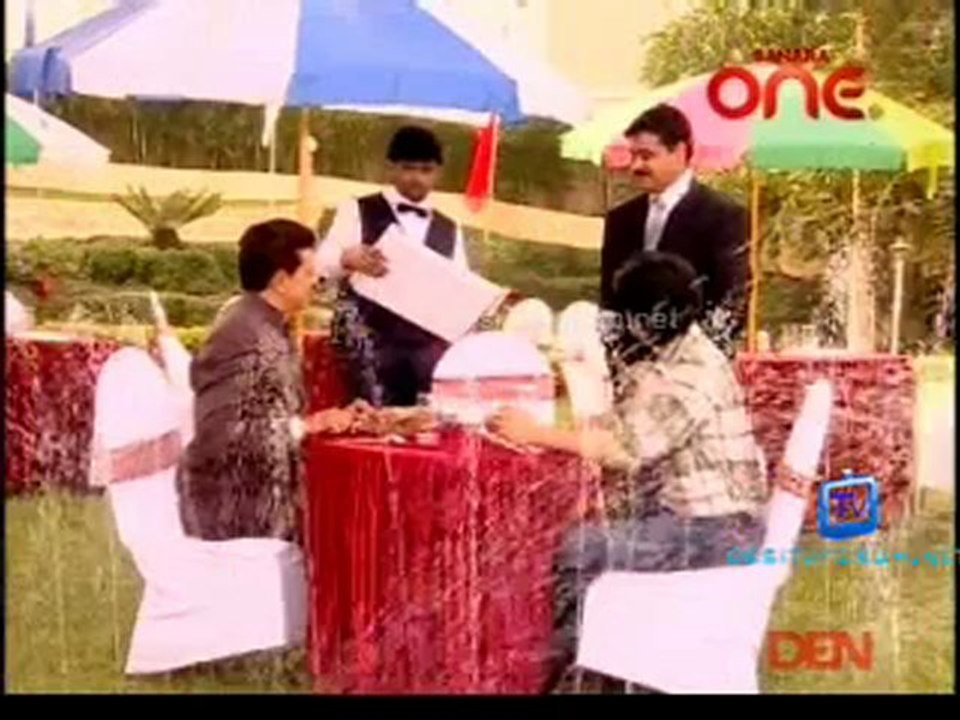 Jhilmil Sitaron Ka Aangan Hoga - 18th April 2012 pt2