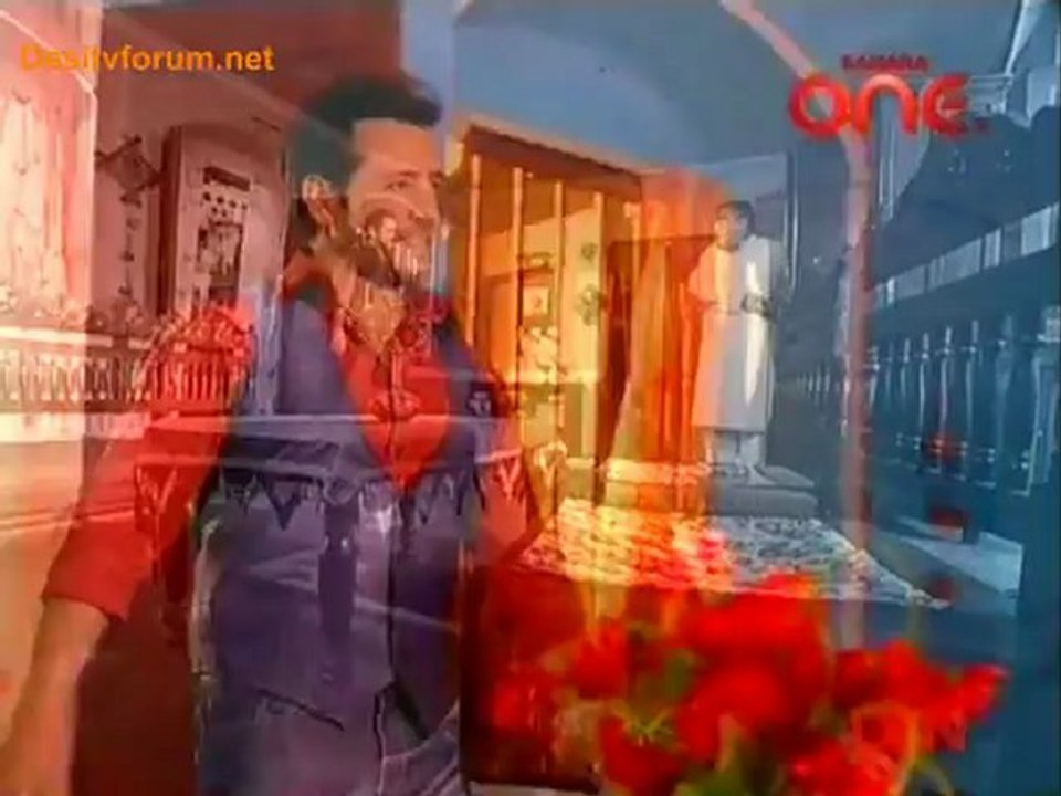 Jhilmil Sitaron Ka Aangan Hoga - 18th April 2012 Video Watch Online pt1