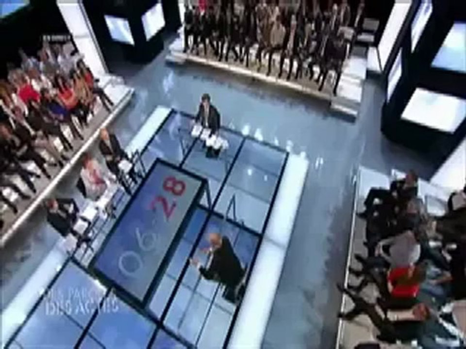 Poutou dans des paroles et des actes