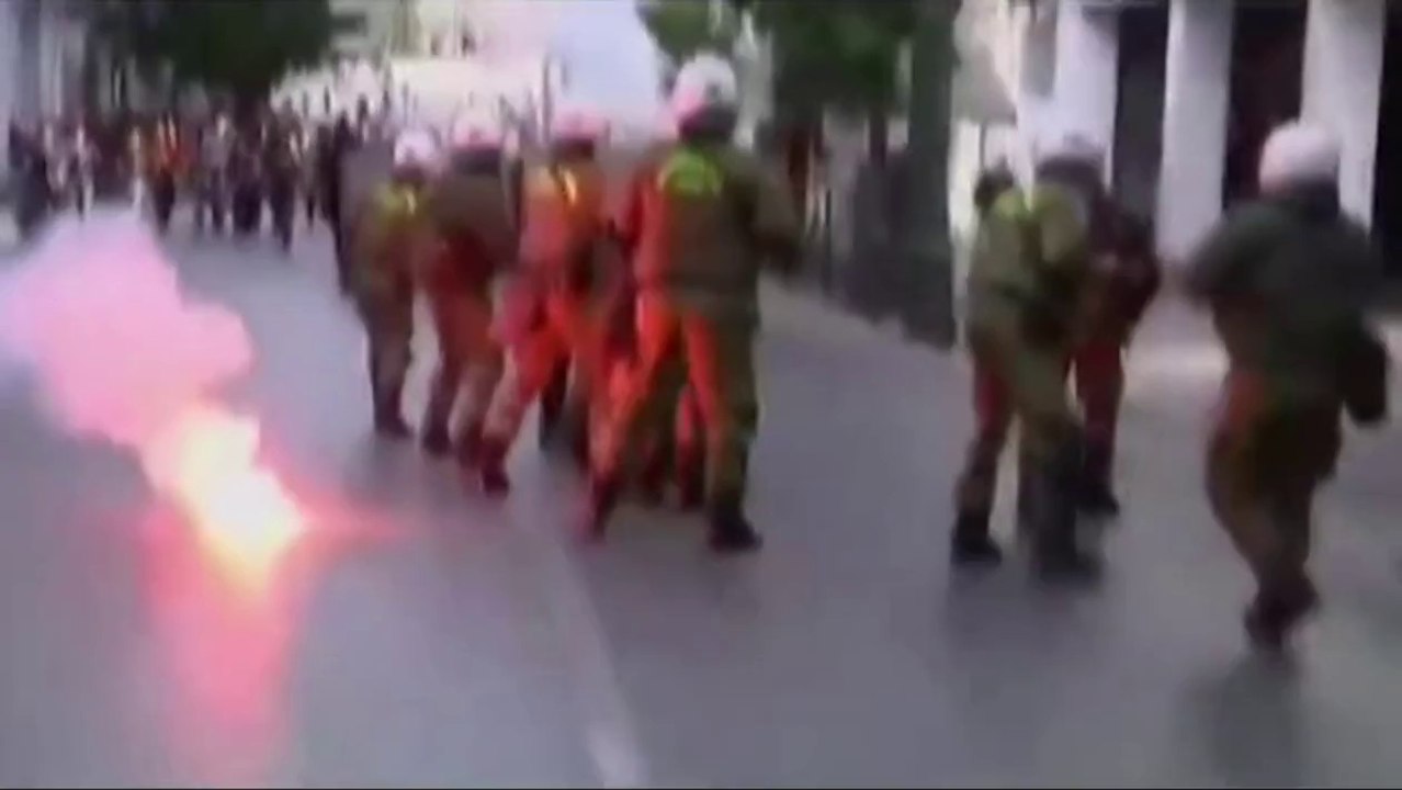 Grecia - Scontri ad Atene dopo manifestazione per Alexis