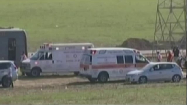 Israele - Incendio treno vicino a Tel Aviv