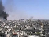 فري برس حمص الخالدية والبياضة قصف عنيف جدااااااااااااا قصف كزخ المطر في دقائق هاااااااام 18 4 2012 Homs