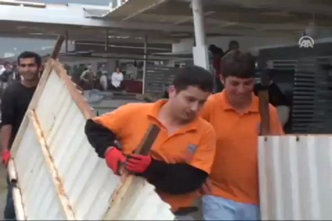 Alanya'da dev dalgalar
