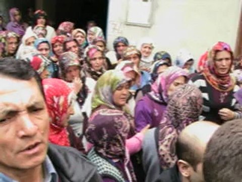 19.NİSAN YENİKÖ ASIM GÜZEL CENAZE MERASİMİ