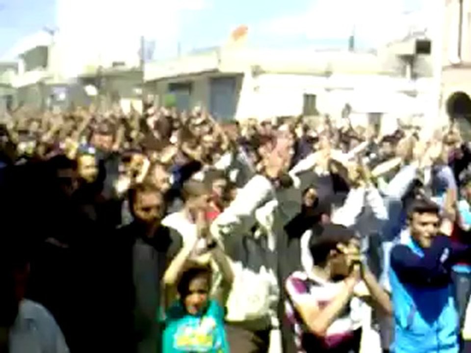 فري برس حماة المحتلة  مظاهرة كفرزيتا 19 4 2012 Hama