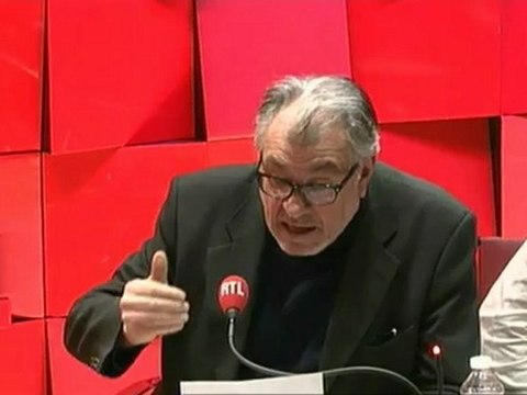 Serge July : Les indécis vont-ils sauver Sarkozy ?