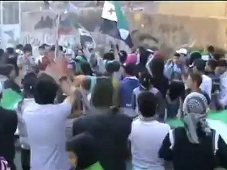 فري برس مظاهرة لأحرار حي التضامن الدمشقي بعدسة احرار الكسوة 19   4    2012 Damascus