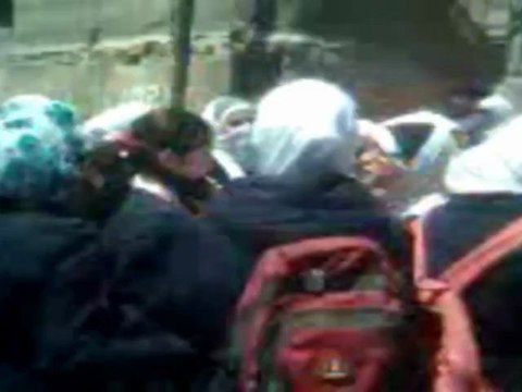 فري برس دمشق جوبر مظاهرة طلابية كبيرة 19 4 2012 Damascus