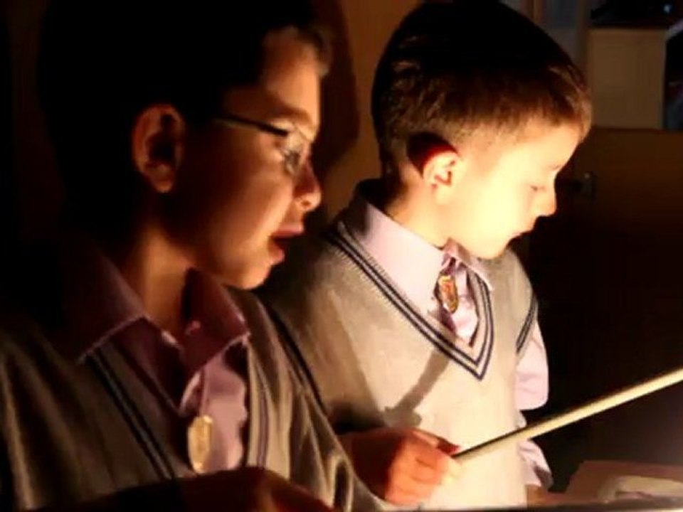 Hacivat_Karagöz Melih - Ata  Kerem