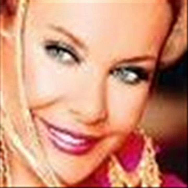 Emel SAYIN  "GÖZLERİNİ GÖZLERİMDEN AYIRMA HİÇ"