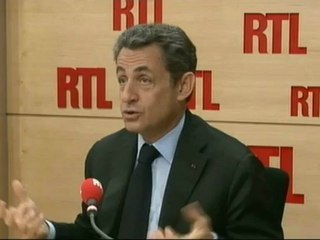 Video herunterladen: Nicolas Sarkozy, candidat UMP à la Présidentielle, a répondu aux auditeurs de RTL vendredi