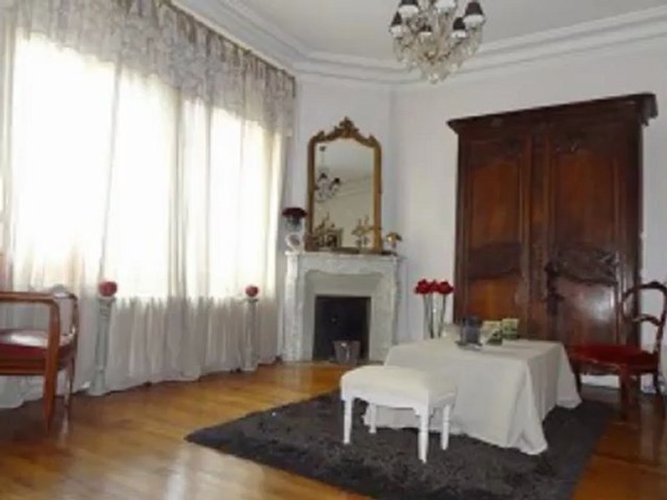 NANCY parc Sainte Marie maison bourgeoise 7 chambres  garage terrasse