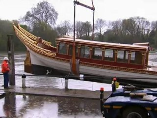 Gloriana, lista para pasear a Isabel II por el Támesis