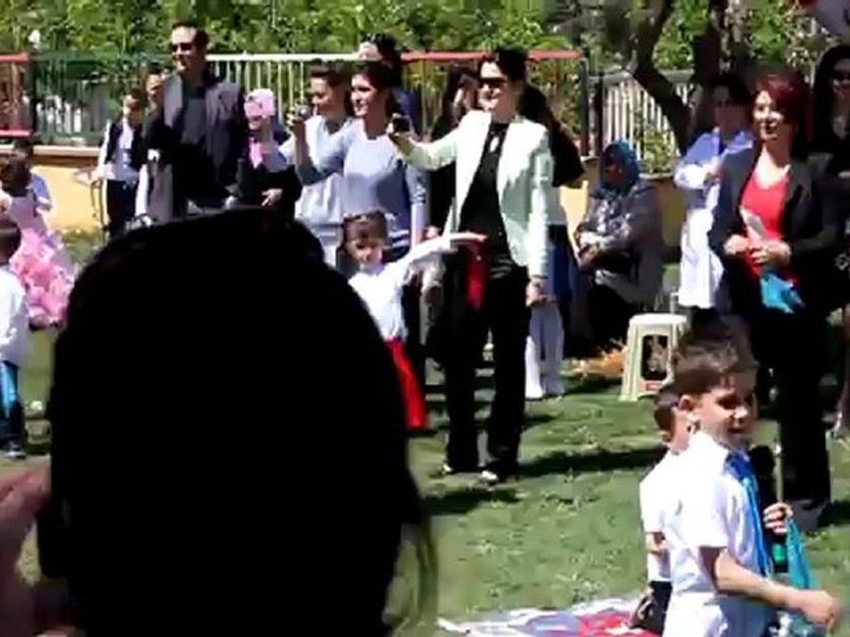 Biricik Oğlum Muhterem Okul Gösterisi