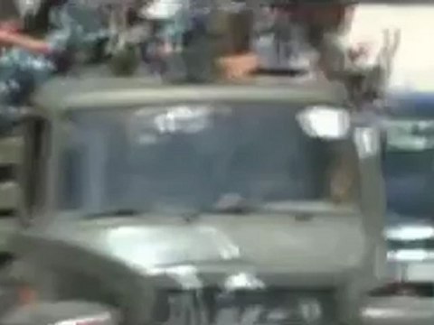 فري برس مدينة ادلب الجيش و الأمن و الشبيحة يوم الجمعة 20 4 2012 Idlib