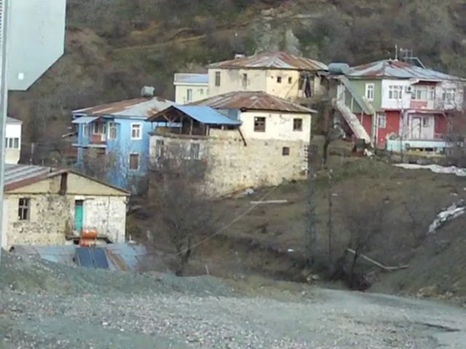 DİYARBAKIR ÇÜNGÜŞ KARAKAYA KÖYÜ