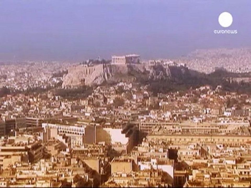 Yunan bankaları 2011'de büyük zarar yazdı