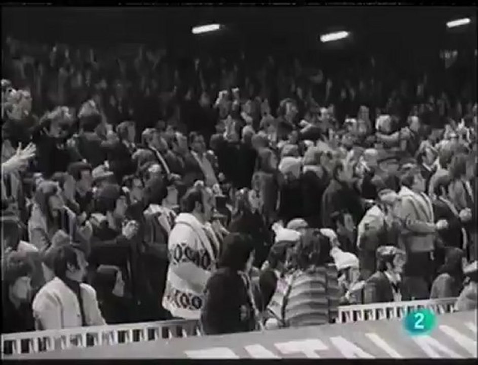 1975-1976: Μπαρτσελόνα-Ρεάλ Μαδρίτης 2-1