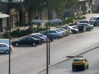 فري برس دمشق جوبر الأمن يجوب الشوارع بعد البث المباشر 20 04 2012 Damascus