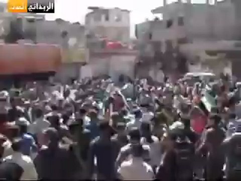 فري برس ريف دمشق الزبداني مظاهرات جمعة سننتصر ويهزم الأسد 20 4 2012 ج1 Damascus