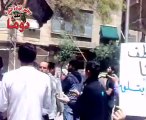 فري برس ريف دمشق دوما لافتات مظاهرة جامع التوحيد 20 4 2012 Damascus