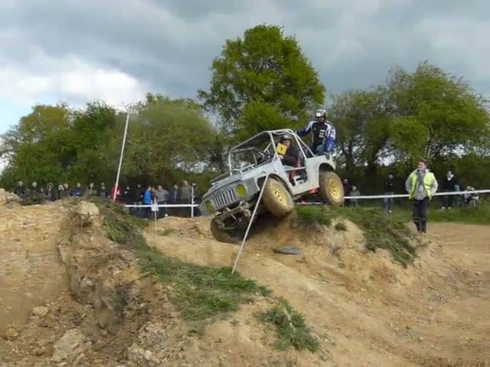 Trial 4x4 Corcoué sur Logne 2012