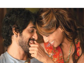 Bipasha Basu Wooed Rana On The Sets Of Department- Bollywood Hot