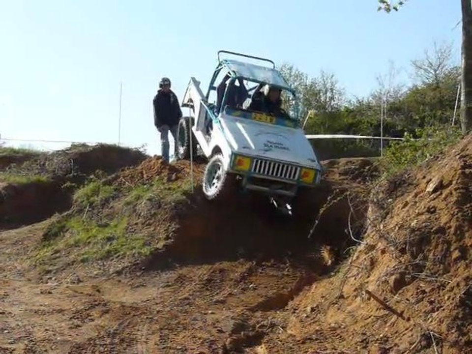 Trial 4x4 Corcoué sur Logne 2012