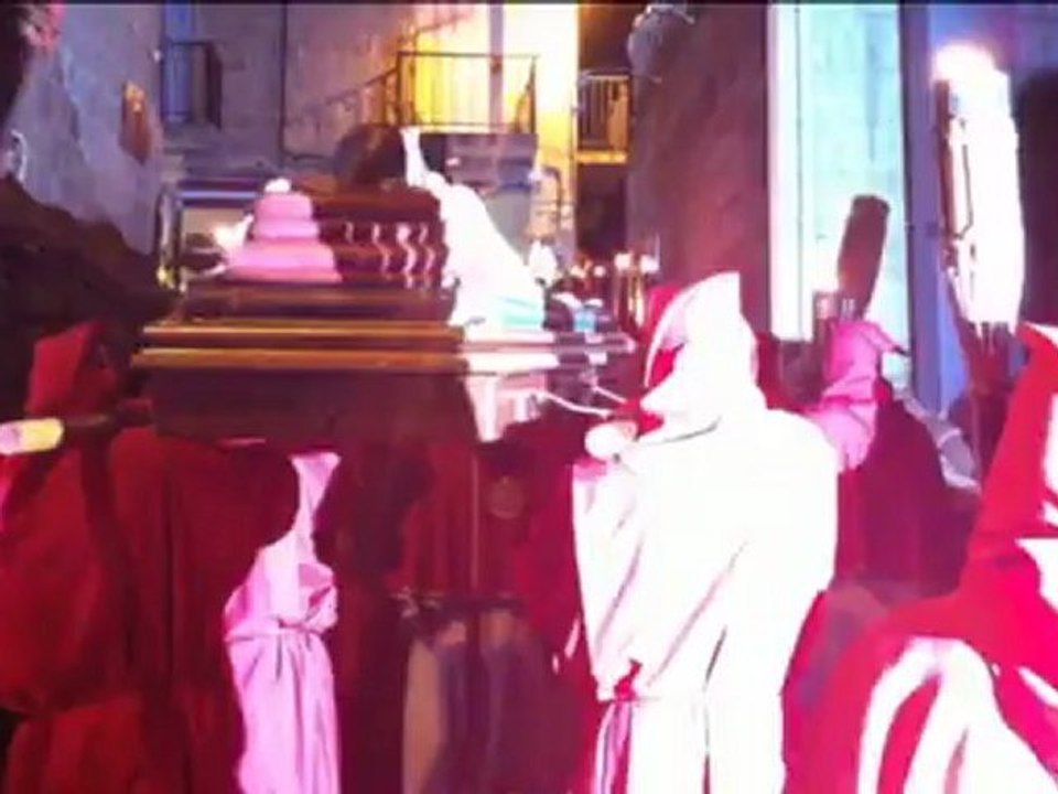 Propriano (corse)-Semaine Sainte -Chemin de Croix du Vendredi Saint-Dimanche de Pâques.