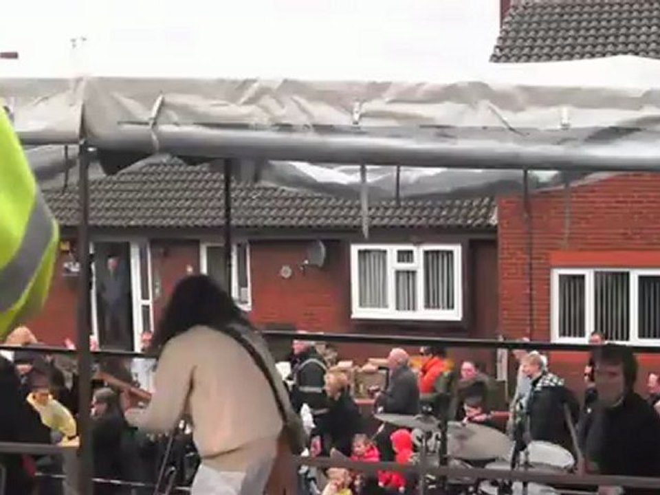 Giant puppet uncle