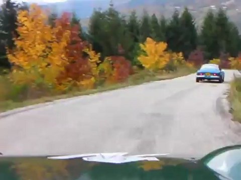 Alpine Berlinette 1300 contre Triumph TR4 !