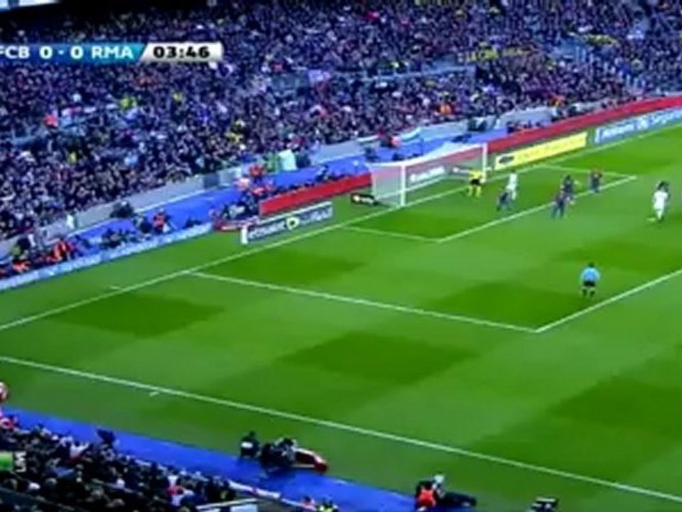 Ronaldo early Header  Chance against Barcelona