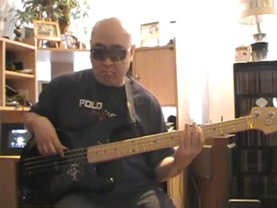 Waiting in Vain Bob Marley  basscover2 Bob Roha bassline Aston Familyman Barrett
