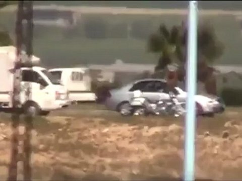 فري برس حماه المحتلة مطار حماه العسكري تفتيش السيارات 21 4 2012 Hama