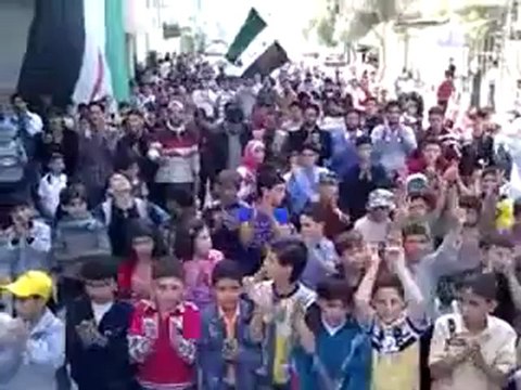فري برس ريف دمشق وادي بردى دير مقرن في جمعة سننتصر ويهزم الأسد 2012 4 20 Damascus