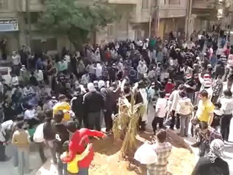 فري برس ريف دمشق التل الله أكبرمظاهرة سننتصر ويهزم الاسد ساحة البيدر20 4 2012 ج1 Damascus