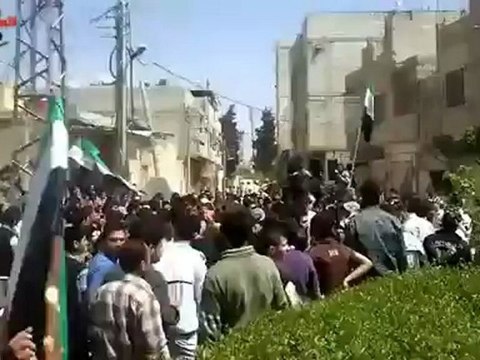 فري برس ريف دمشق مســـرابــا مظاهرة يوم الجمعة 20 4 2012 Damascus