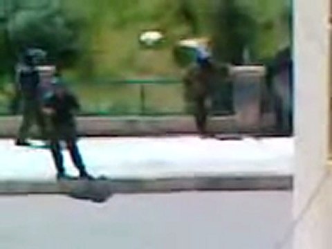 فري برس درعا المحطة حي الكاشف إنتشار عصابات الأمن 20 4 2012 Daraa